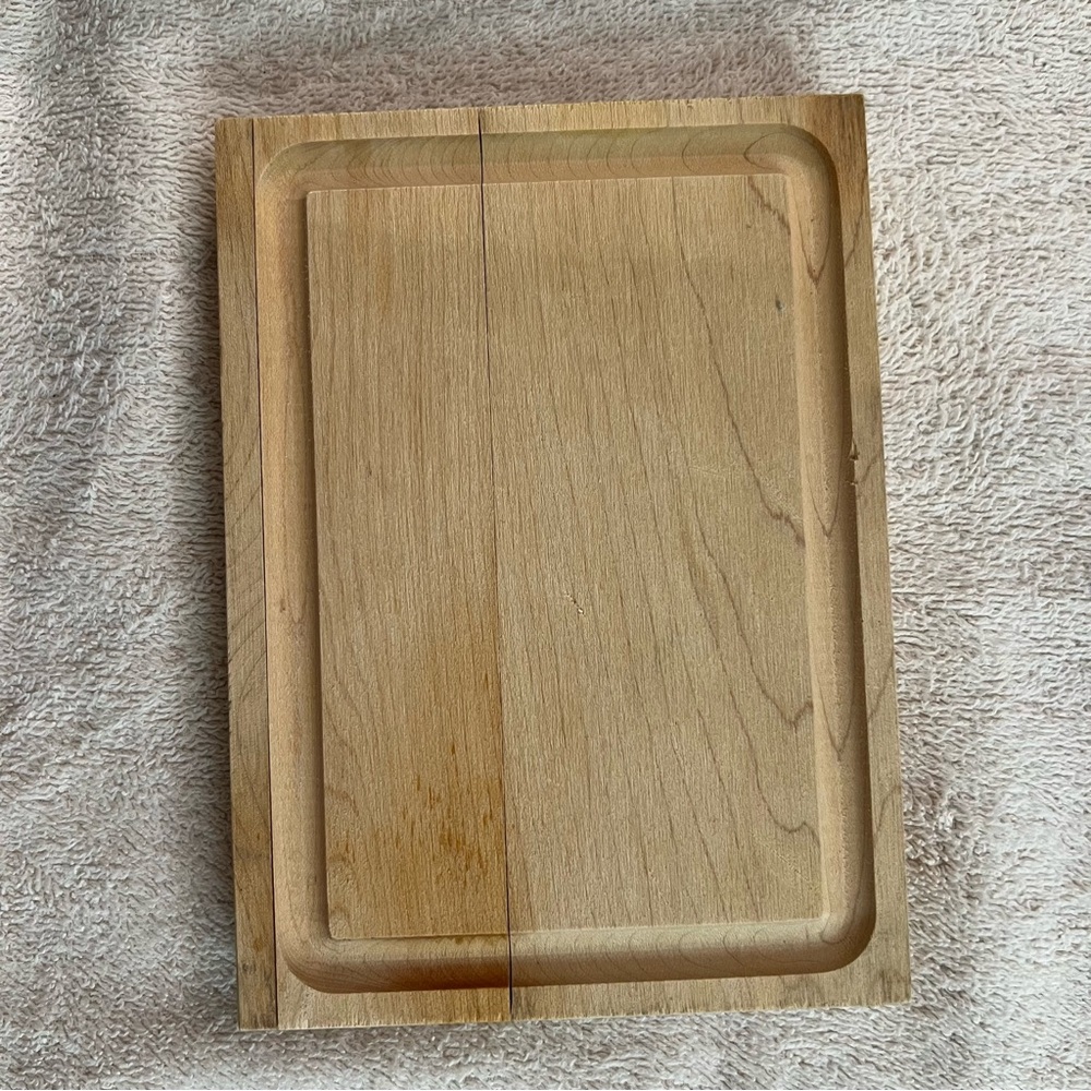 Little wooden cutting board